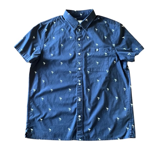 American Eagle Outfitters Flex Dark Blue Flamingo Casual Button Down‎ Shirt - Picture 1 of 5
